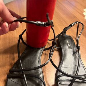 Nine West Flat sandal